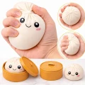 duży pieróg squishy dumpling biały